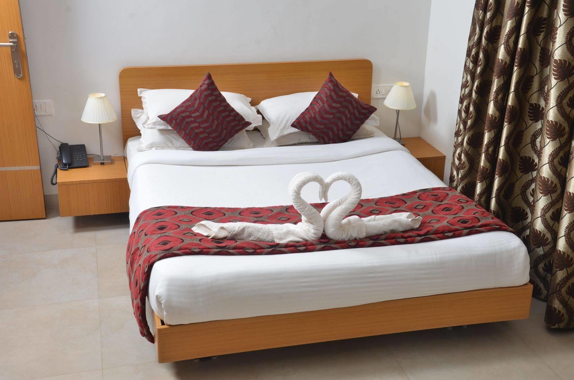 Sunkissed Plaza Hotel Calangute Kültér fotó